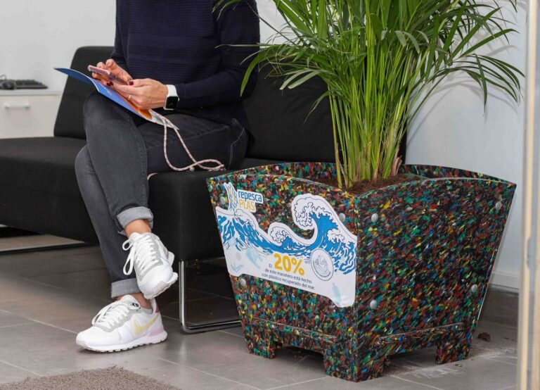 REPESCAPLAS: Valorización de residuos plásticos recuperados del mar