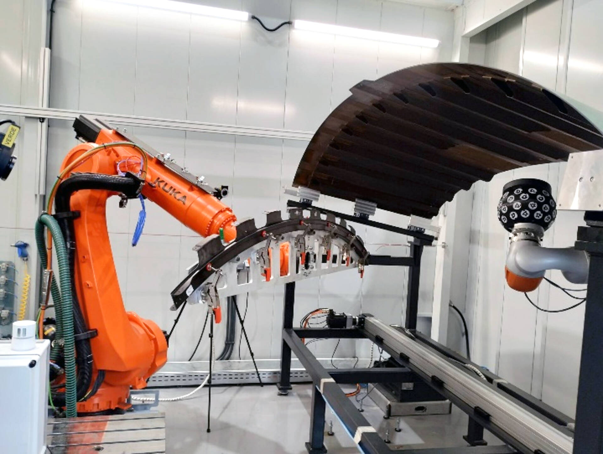 IDEKO pone el foco en la sostenibilidad y la digitalización de la industria aeronáutica en JEC World 2024