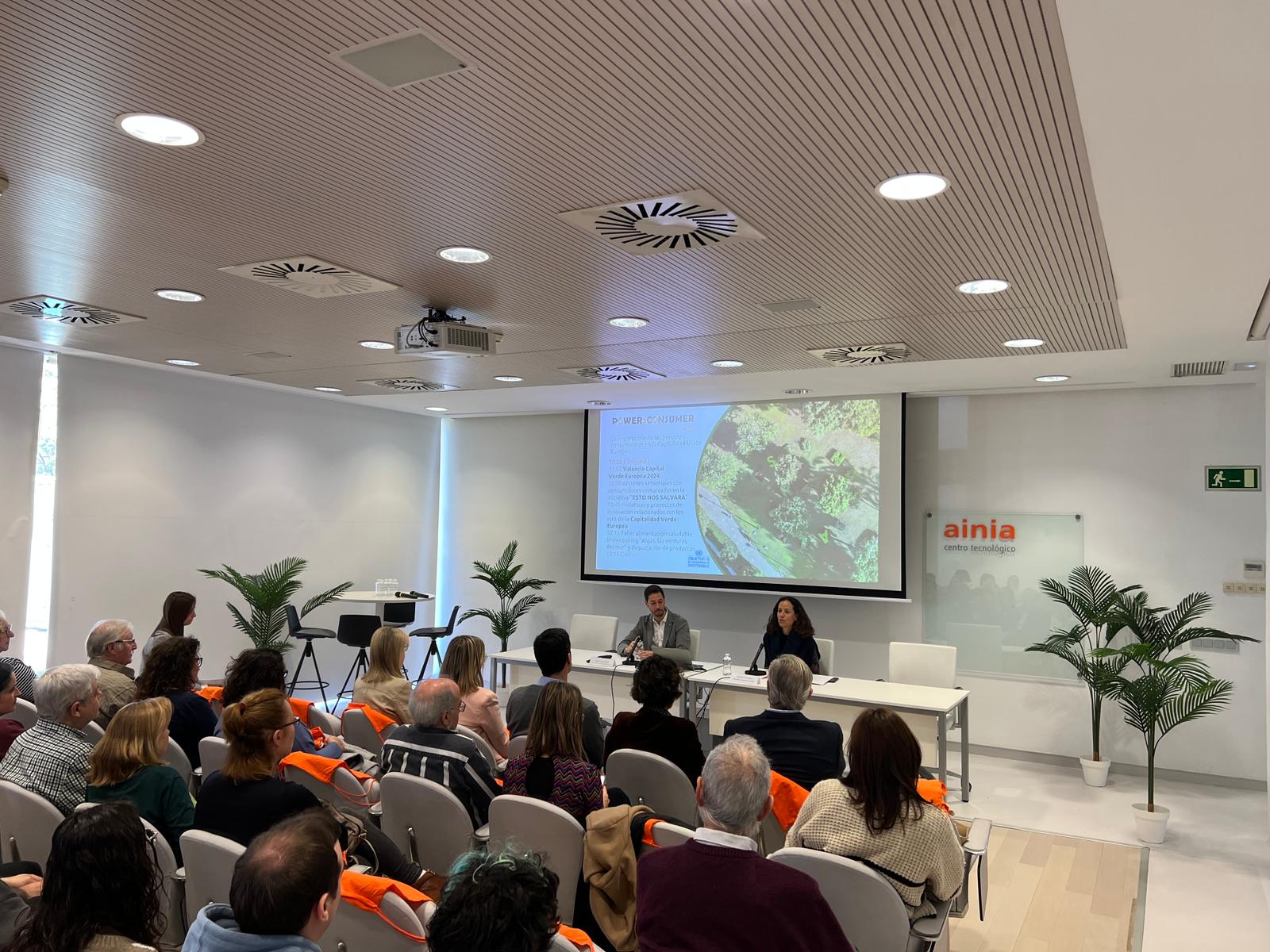 AINIA pone de relevancia la importancia de las personas consumidoras con la celebración de una jornada