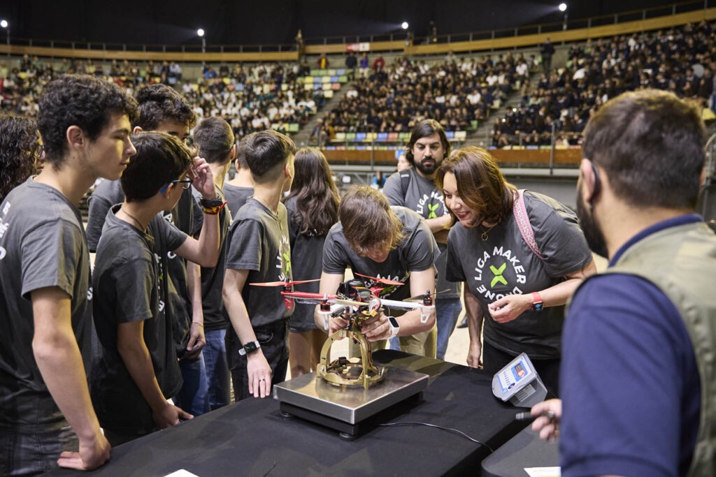 170 escolares competirán en la Gran Final de la 3ª Liga Maker Drone de Fundación Barrié el Centro Tecnológico ITG