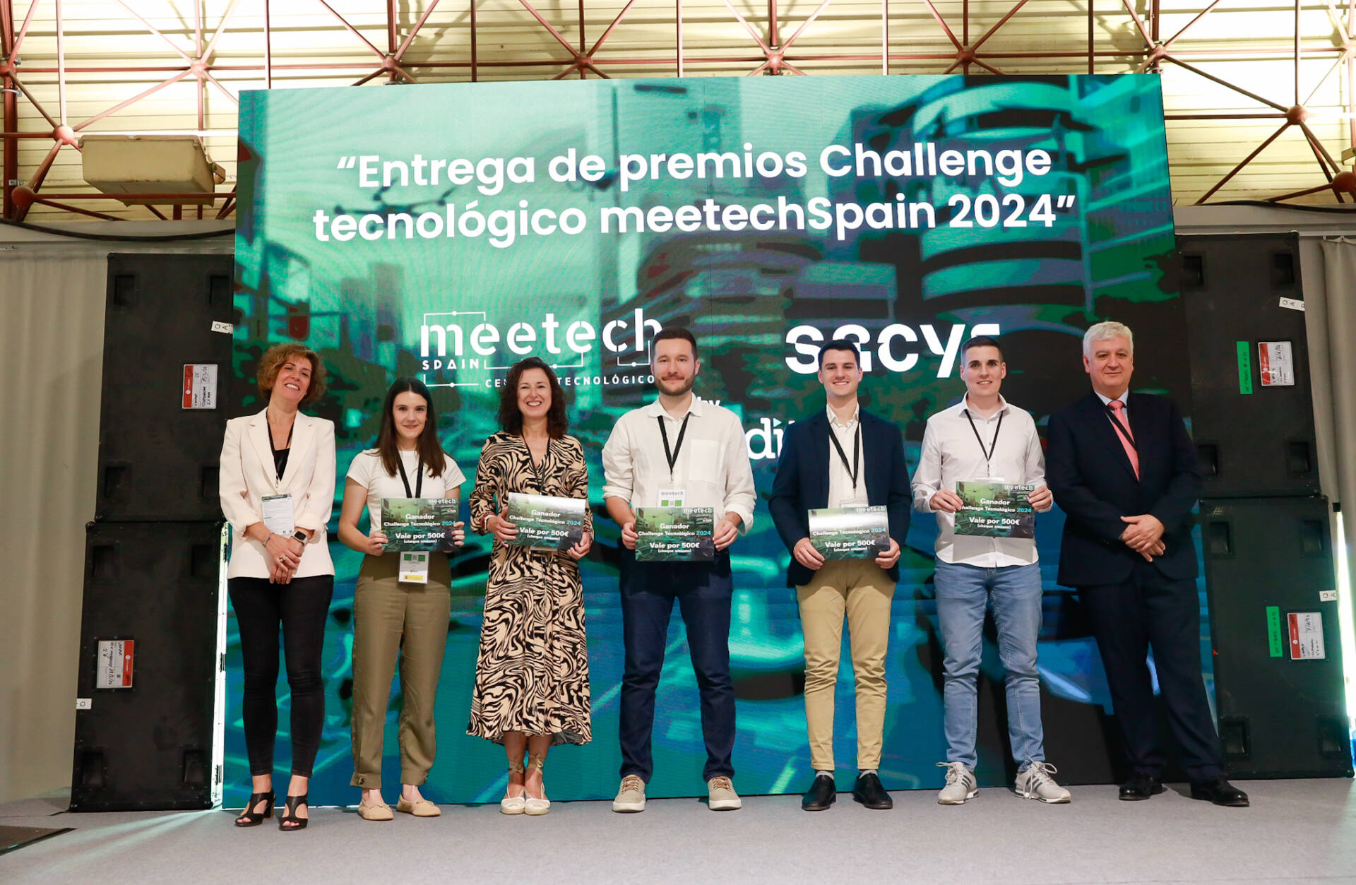 Una combinación de tecnologías que permite el diagnóstico predictivo de las carreteras y los vehículos gana el Challenge Tecnológico de meetechSpain 2024