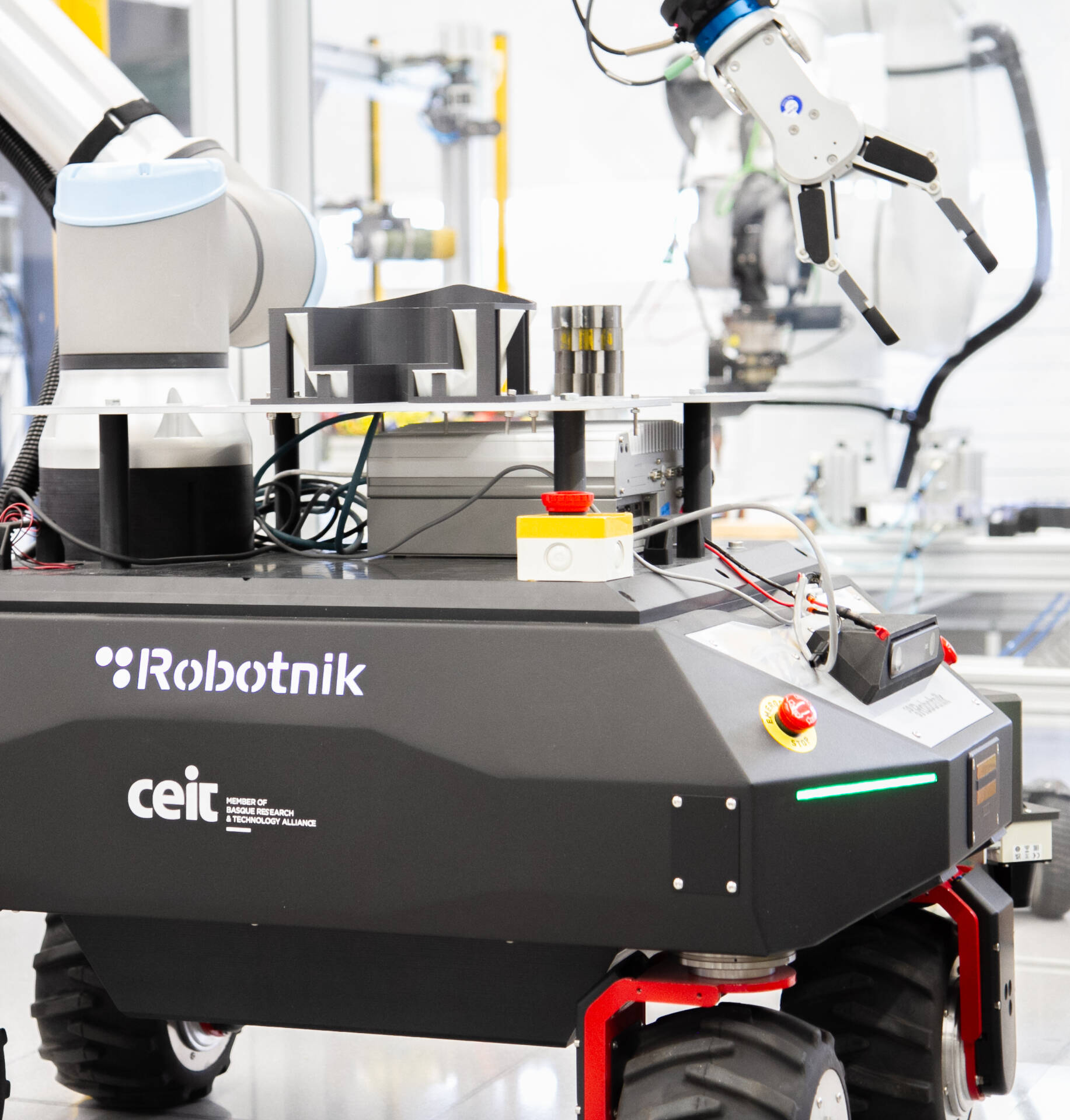 Ceit, CTC, TECNALIA, IKERLAN y Aidimme, forman el proyecto Cervera FABRICARE que impulsa la fabricación industrial inteligente