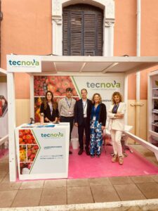 El Centro Tecnológico TECNOVA presenta su actividad de 2023 y participa en el 9º Congreso de Frutos Rojos