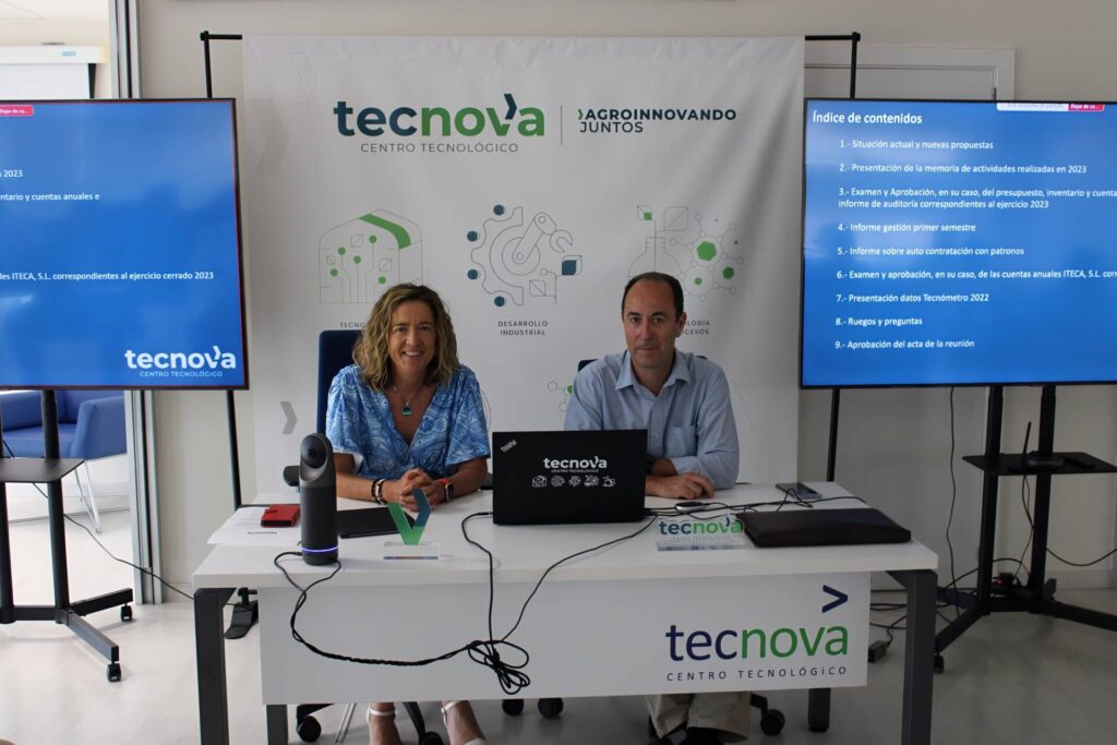 El Centro Tecnológico TECNOVA presenta su actividad de 2023 y participa en el 9º Congreso de Frutos Rojos