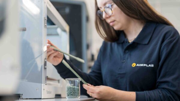 AIMPLAS y CTCR quieren resolver el problema del reciclado de recortes de piel en la confección de calzado