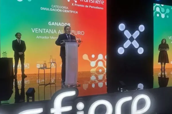 Amador Menéndez, investigador de IDONIAL, Premio Nacional de Periodismo Científico en Transfiere 2025
