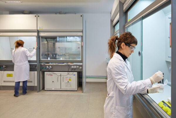 TEKNIKER desarrolla soluciones de Quantum Machine Learning y presenta innovaciones tecnológicas en el European Coatings Show 2025