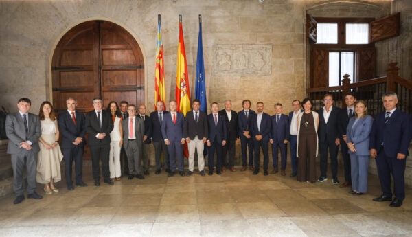 REDIT obtiene el Distintivo IGE en Buen Gobierno, refuerza alianzas estratégica y se reúne con Carlos Mazón