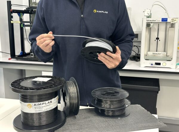 AIMPLAS desarrolla recubrimientos y compuestos ignífugos sostenibles y estudia la sostenibilidad y seguridad de los bioplásticos