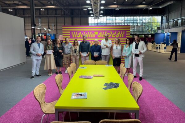 NOVEX participa en la publicación de la primera y exclusiva guía para la innovación en el sector del calzado y la moda