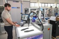 El proyecto PLASRECO -INESCOP y AIMPLAS- impulsa una alternativa sostenible a los recubrimientos con PFAS