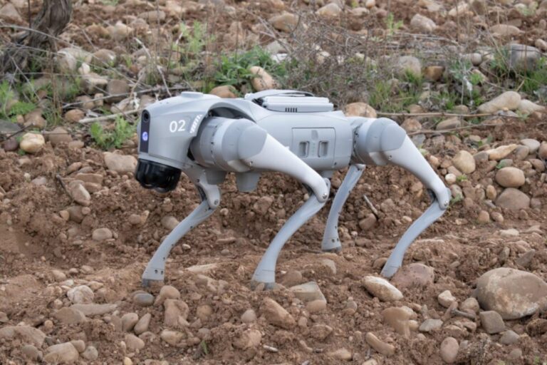 ITCL -NODDO- presenta en la Expo Industria avances en realidad mixta, reconstrucción 3D y robótica cuadrúpeda