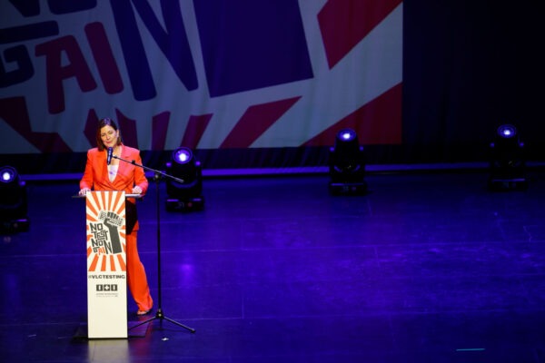 VLCTESTING -organizado por ITI- destaca que “sólo 1 de cada 4 ingenieros de ‘software’ confía en la IA”