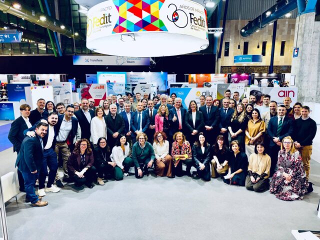 foto-de-familia-centros-tecnologicos-fedit