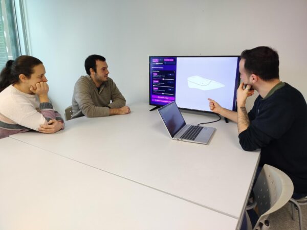 ITI e INESCOP trabajan en un prototipo para convertir al sector del calzado valenciano en un referente europeo