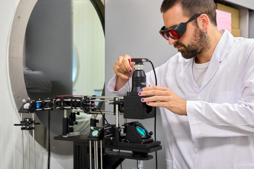 TEKNIKER presenta un innovador sistema para acelerar la fabricación de una nueva generación de sensores cuánticos